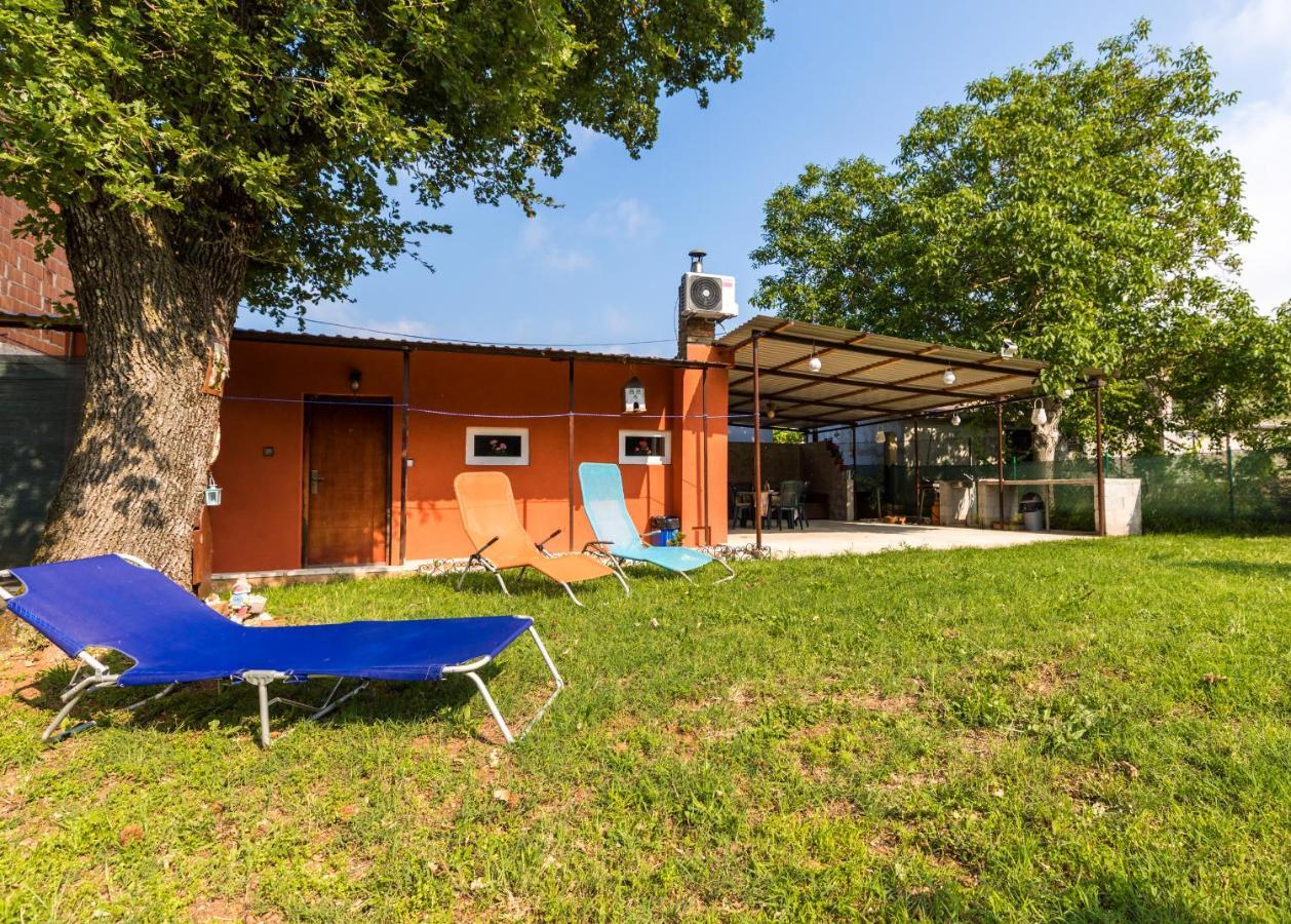 Vacation House "Andy" Pula Exterior foto